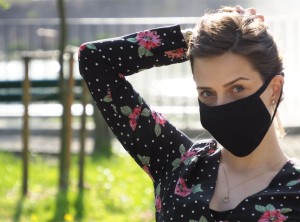 Maseczka ochronna z filtrem HEPA