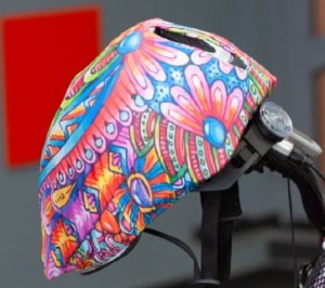 Pokrowiec reklamowy na kask rowerowy