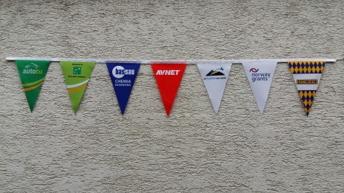girlandy - reklamowe - flagietki - flagi - obóz - wycieczka - piknik - impreza - spotkanie - znakowanie - nadruk