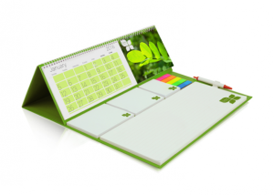 Kalendarz biurkowy, kaszerowany, 4 notesy, znaczniki, długopis