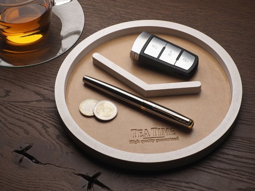 podstawka - telefon -   organizer - pudełko - karteczki - reklamowy  - drewno - sklejka - gadżet - upominek - biuro - dom - porządek - znakowanie - laser - tłoczenie