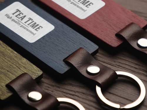 brelok - reklamowy  - drewno - sklejka - gadżet - upominek - biuro - dom - porządek - znakowanie - laser - tłoczenie