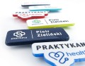 znaczek - reklamowy - przypinka - dzieci - szkoła - biuro - konferencja - spotkanie - gadżet - znakowanie - nadruk