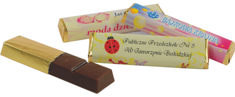 Czekoladki reklamowe "Puchatki", śmietankowe lub jogurtowo - truskawkowe, cena dla min. 500 szt., nadruk 2 kolory, 77 x 18 x 9 mm, ok. 73 szt./kg, możliwe różne opakowania
