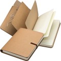 Notes eko, tekturowa okładka z kieszenią, 140 x 23 x 190 mm, 120 stron w linie
